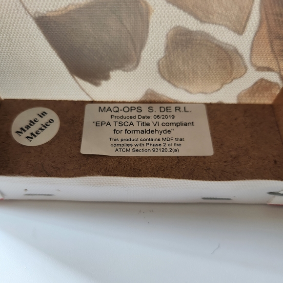 Giraffe Canvas Print - Picture 6 of 9